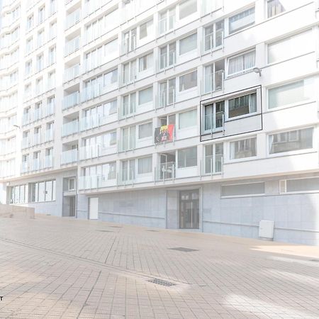 Hélène, appartement vlakbij het strand Ostenda Esterno foto