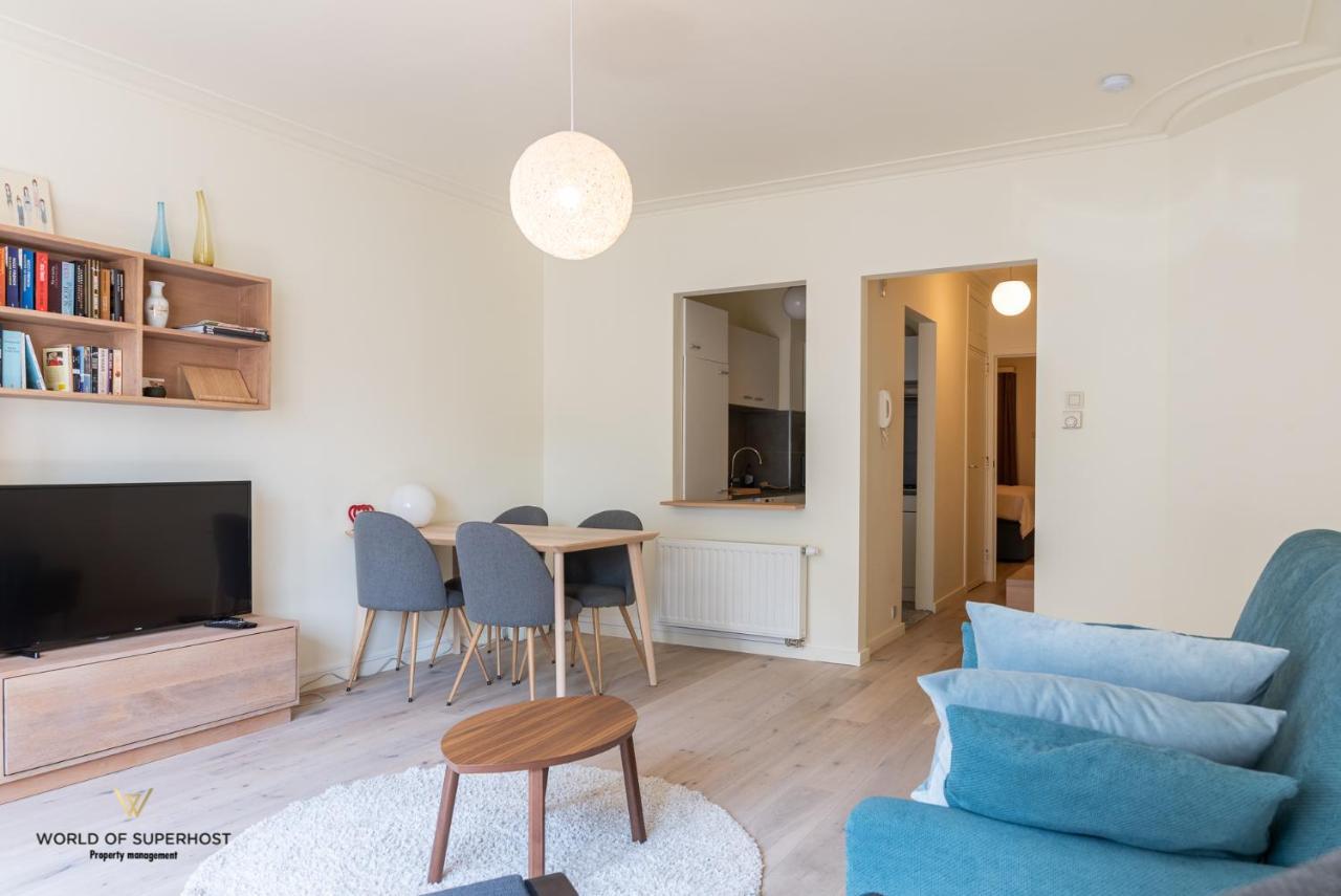 Hélène, appartement vlakbij het strand Ostenda Esterno foto